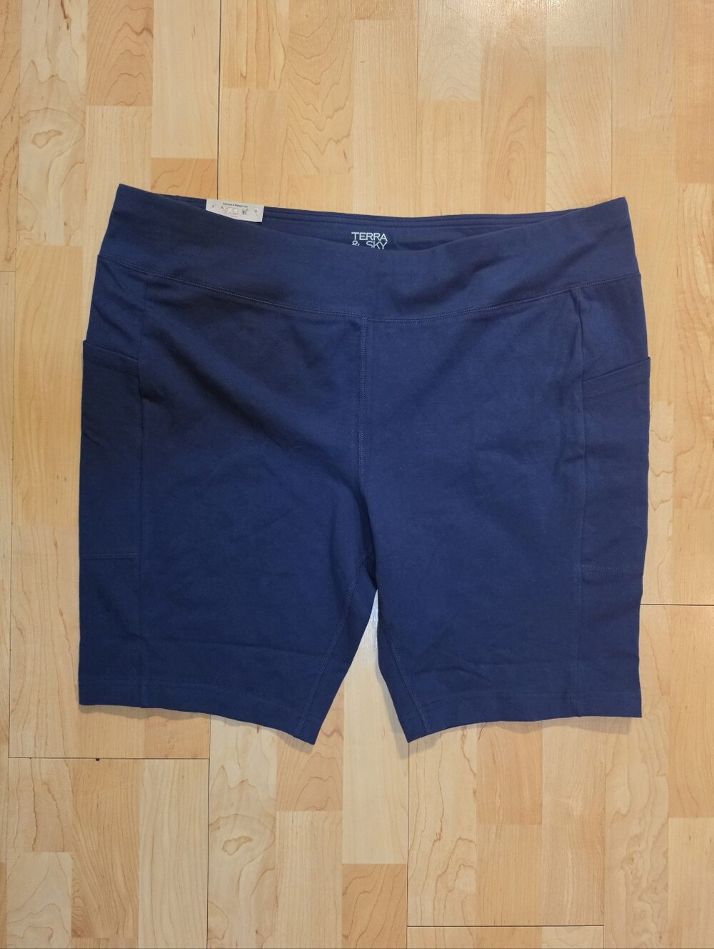Terra & Sky Women's Plus High Rise Blue Bike Shorts Size 2X 20W - 22W NEW